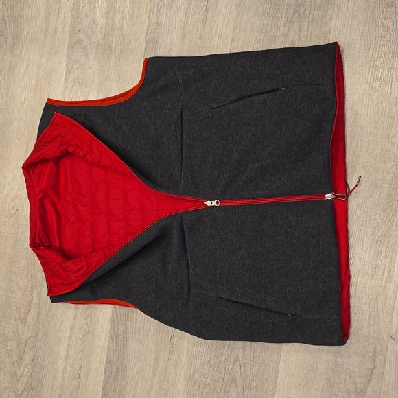 Cremieux red gray Reversible puffer vest zip pockets sleeveless new medium men - Picture 1 of 5